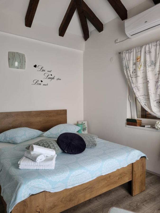Apartment Lela Sibenik