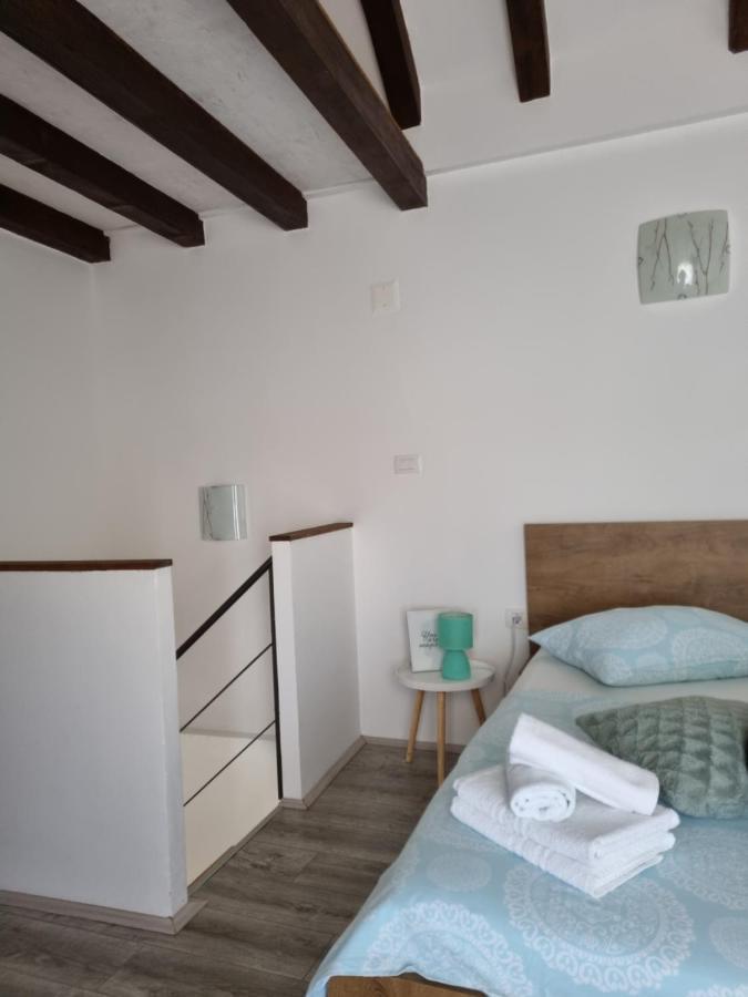 Lela * Sibenik